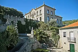 Fonte e Palácio do Picadeiro