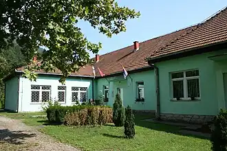 Escola primária "Milos Gajic" em Amajic, 2016