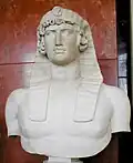 Antínoo em Osíris, busto encontrado na Vila Adriana (Museu do Louvre).
