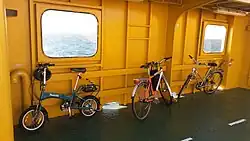 No ferryboat (br: balsa) para Aspö