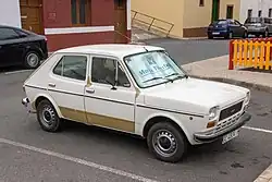 SEAT 127LS 5 portas.