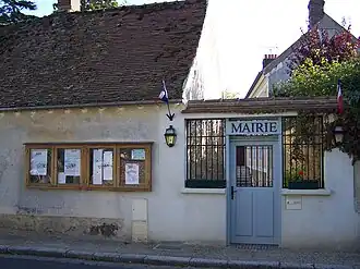 A mairie.