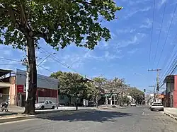 Avenida Magalhães Pinto entre os bairros Melo Viana e Olaria