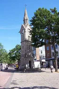 Torre do Relógio na Praça do Mercado de Aylesbury