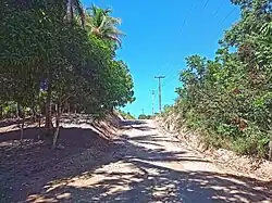 Trecho não pavimentado da BA-001 na ligação da sede de Prado a Cumuruxatiba