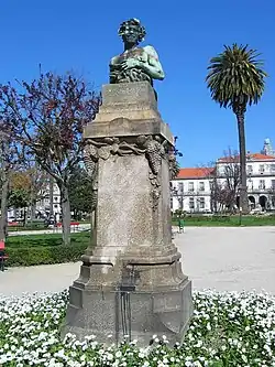 Baco, 1916, bronze (Praça da República, Porto)