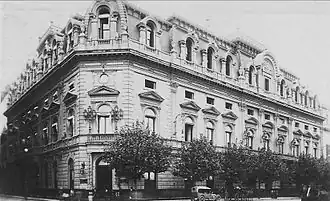 Remodelação de Adolfo Büttner em 1910.