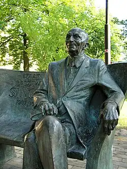 Isaac Bashevis Singer, em comemoração ao vencedor do Prêmio Nobel que cresceu em Biłgoraj