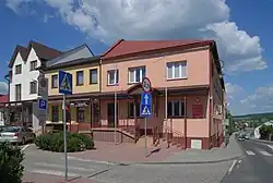 Praça principal, Prefeitura