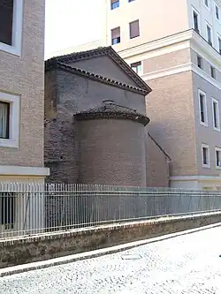 Outra vista do exterior.