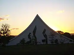 Parte de trás da Catedral.