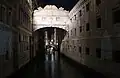 A ponte dos suspiros vista à noite