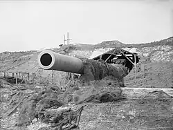 "Winnie", um canhão de 35,6 próximo a Dover, Março de 1941