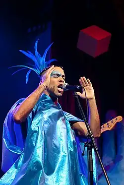 Bruno Capinan em apresentação em Toronto, 2015