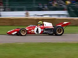 Ferrari 312B2 (pilotada por Bruno Senna em 12-07-2008) um dos primeiros carros a adotar spoiler traseiro.