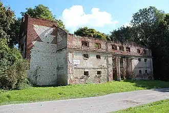 Complexo palaciano − celeiro (séculos XVIII/XIX)