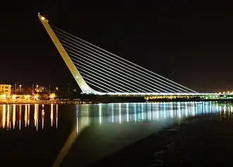 Ponte de Alamillo em Sevilha por Santiago Calatrava, 1992