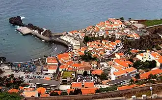 Vista parcial de Câmara de Lobos
