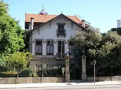 Casa da Viscondessa Santiago Lobão, uma recordação da avenida de outros tempos