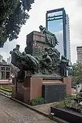 Monumento da Família Jafet (1925-1932) - Cemitério da Consolação