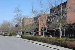 A ”Estradas e água”