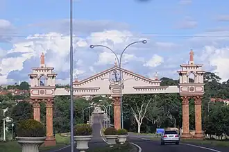 Portal de entrada de Sabino
