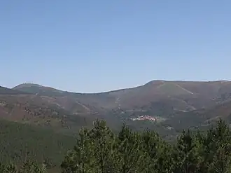 Povoação de Coentral, na vertente sul da serra da Lousã
