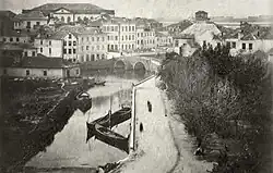 Zona do Cojo, em 1890. A área à esquerda é atualmente ocupada pelo Fórum Aveiro. Exisitia também um moínho de marés, convertido posteriormente na Capitania do Porto de Aveiro.