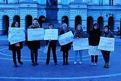 Manifestantes do "The Coming Out Day" nas ruas