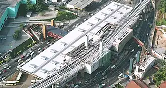 O complexo durante a construção da Estação Giovanni Gronchi em 2001.