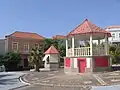 Coreto e quiosque em largo de São Filipe (Fogo)