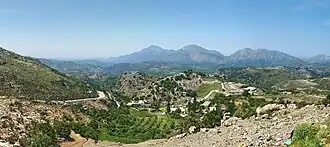 Imagem panorâmica de Anogeia