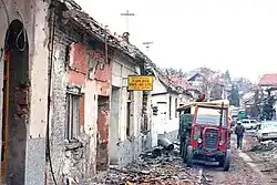 Uma rua de Vukovar após a batalha.