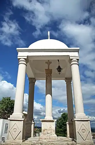 Cruzeiro Filipino de Maçãs de Dona Maria