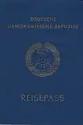 em 1990 Capa de um passaporte da Alemanha Oriental