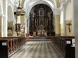 Interior da igreja de São Miguel Arcanjo