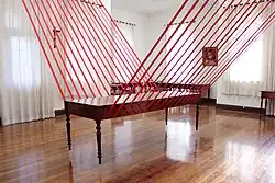 Mesa Suspensa, 2012 - Exposição «Itinerário da Mente Para a Luz (d'aprés São Boaventura)», Mosteiro de São Bento, São Paulo