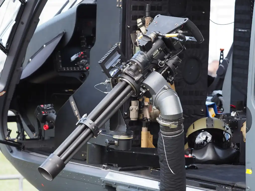 Dillon_Aero_M134_minigun_Bw_MG6_on_H145M_Rostock_2024