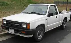 Segunda geração da Dodge Ram 50 de 1987-1993.