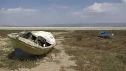 File:Droughty Lake Marmara.png