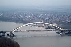 Ponte sobre o rio Danúbio