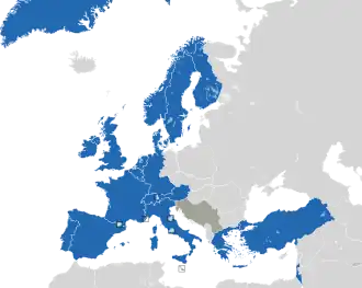 Um mapa colorido dos países da Europa