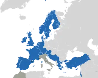 Um mapa colorido dos países da Europa