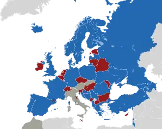 Um mapa colorido dos países da Europa