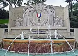 Fonte Memorial Eagle Scout (1968), Kansas City, Missouri. Peças recuperadas da Estação Pensilvânia