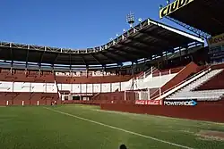 Vista parcial das tribunas.