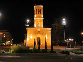 Igreja de Talence, iluminada.