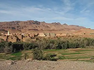 Vista de Erfoud e do seu oásis
