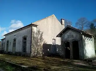 Antigo edifício da estação de Zimão, em 2018.