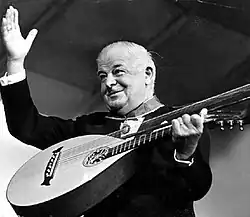 Evert Taube, compositor e cantor